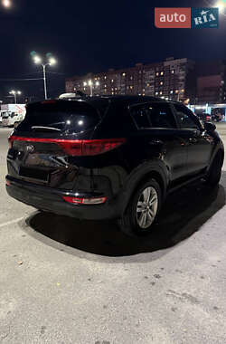 Позашляховик / Кросовер Kia Sportage 2017 в Дніпрі