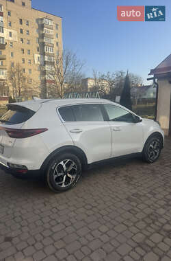 Внедорожник / Кроссовер Kia Sportage 2021 в Волочиске
