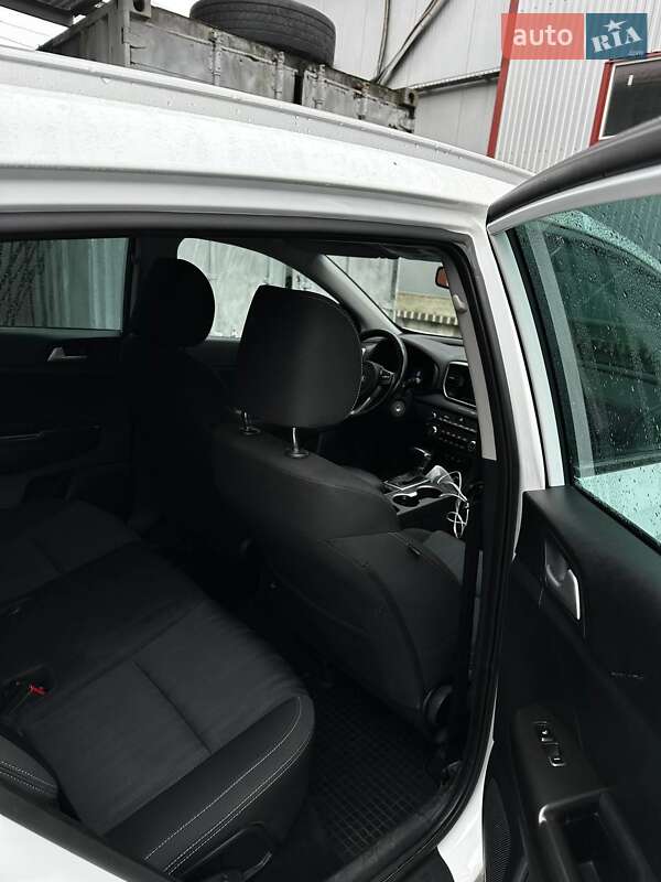 Внедорожник / Кроссовер Kia Sportage 2018 в Львове