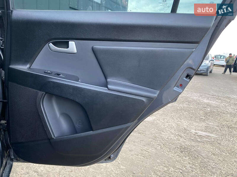 Внедорожник / Кроссовер Kia Sportage 2010 в Львове фото 8 Внедорожник / Кроссовер Kia Sportage 2010 в Львове