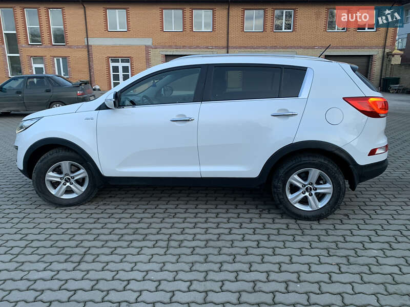 Внедорожник / Кроссовер Kia Sportage 2014 в Радивилове