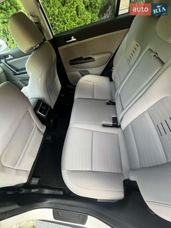 Внедорожник / Кроссовер Kia Sportage 2019 в Львове