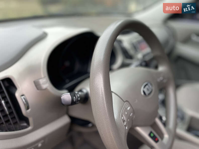 Внедорожник / Кроссовер Kia Sportage 2014 в Николаеве