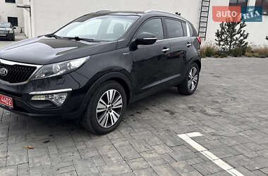 Позашляховик / Кросовер Kia Sportage 2015 в Луцьку