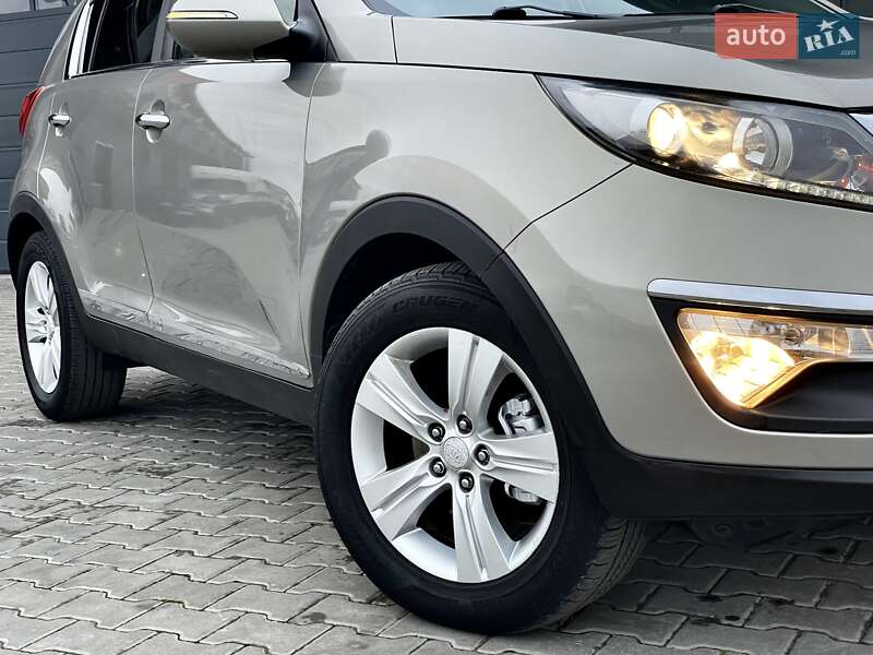 Внедорожник / Кроссовер Kia Sportage 2011 в Ковеле