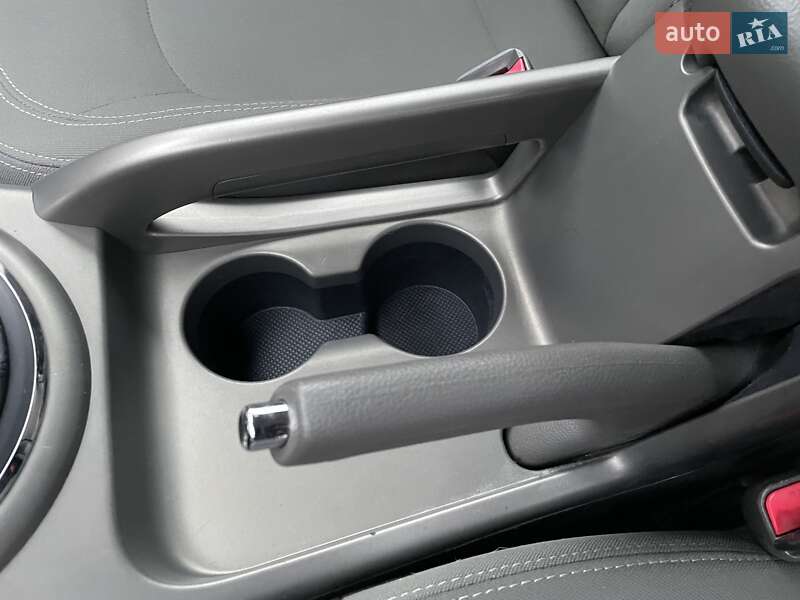 Внедорожник / Кроссовер Kia Sportage 2011 в Ковеле