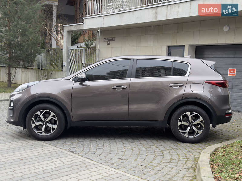 Позашляховик / Кросовер Kia Sportage 2021 в Львові