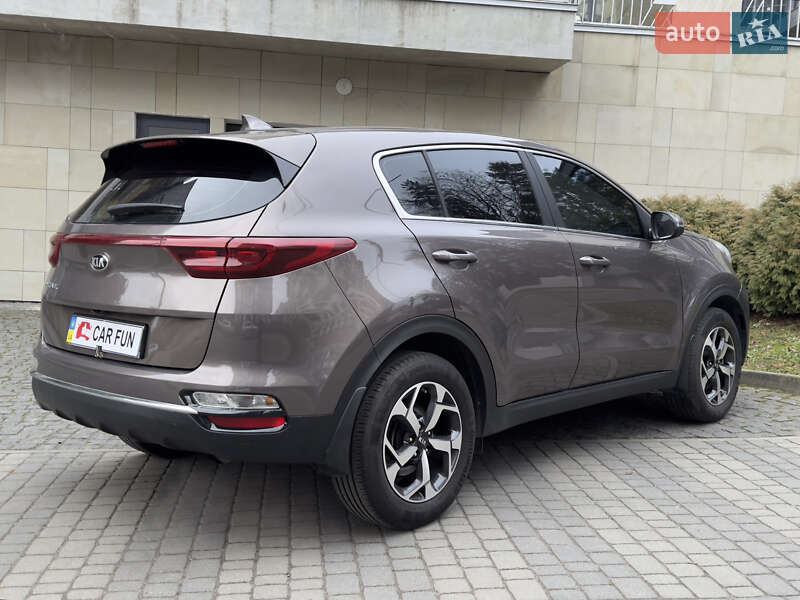 Позашляховик / Кросовер Kia Sportage 2021 в Львові