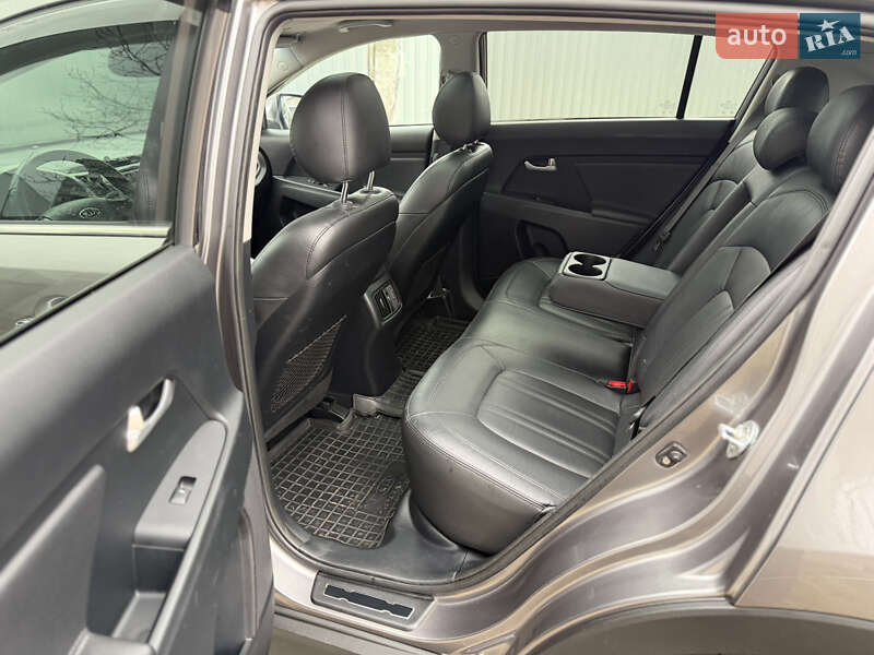 Внедорожник / Кроссовер Kia Sportage 2013 в Одессе