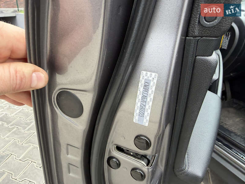 Внедорожник / Кроссовер Kia Sportage 2013 в Одессе