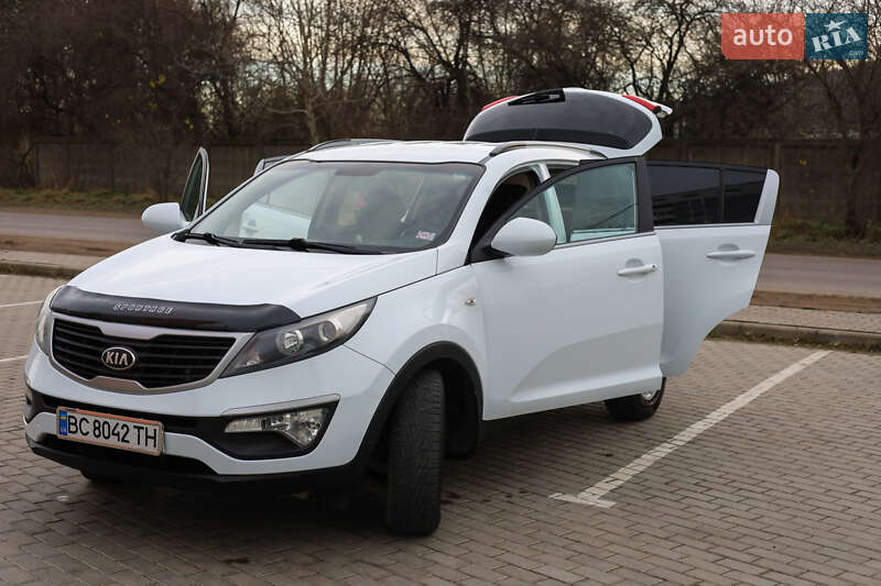 Внедорожник / Кроссовер Kia Sportage 2013 в Львове