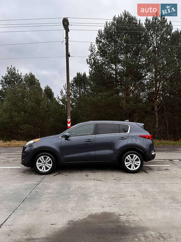 Внедорожник / Кроссовер Kia Sportage 2017 в Славуте фото 2 Внедорожник / Кроссовер Kia Sportage 2017 в Славуте