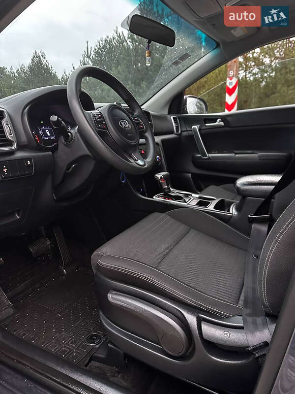 Внедорожник / Кроссовер Kia Sportage 2017 в Славуте фото 20 Внедорожник / Кроссовер Kia Sportage 2017 в Славуте