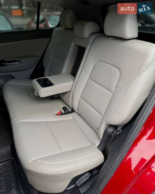 Внедорожник / Кроссовер Kia Sportage 2019 в Днепре