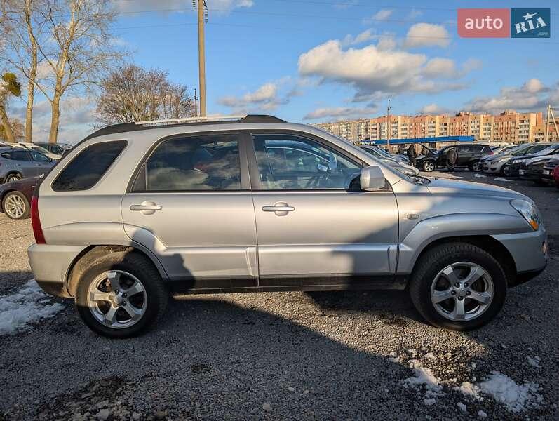 Внедорожник / Кроссовер Kia Sportage 2008 в Ровно