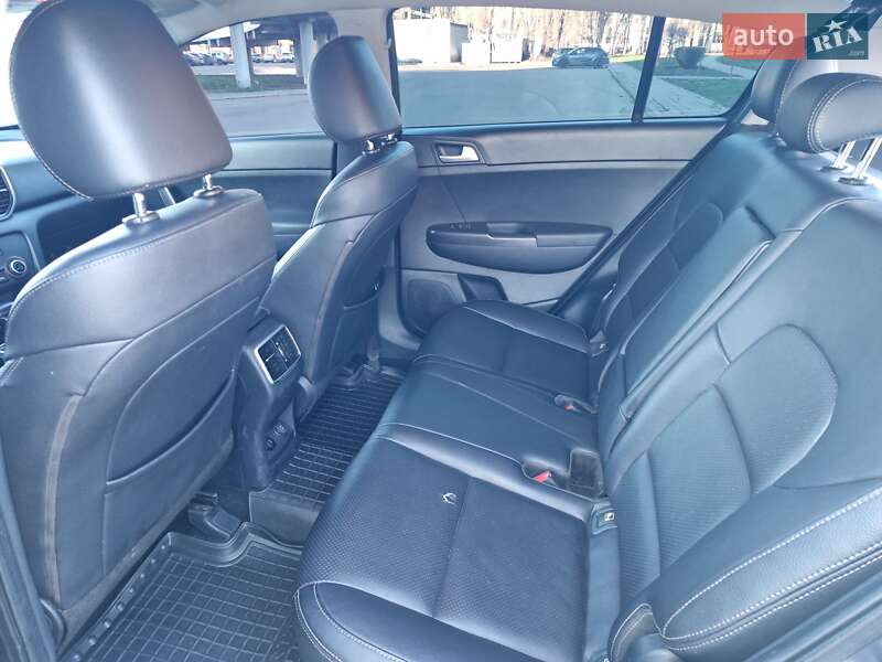 Внедорожник / Кроссовер Kia Sportage 2016 в Кривом Роге фото 17 Внедорожник / Кроссовер Kia Sportage 2016 в Кривом Роге