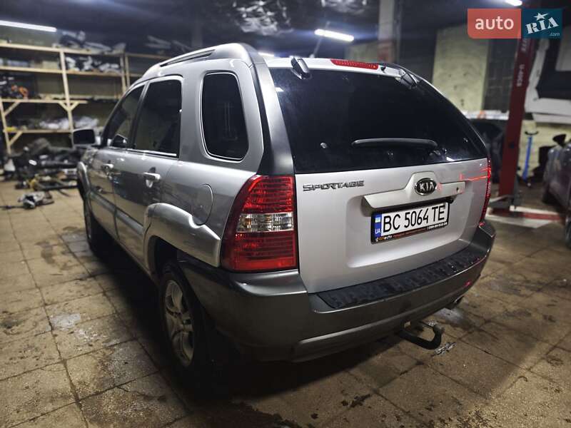 Внедорожник / Кроссовер Kia Sportage 2004 в Львове