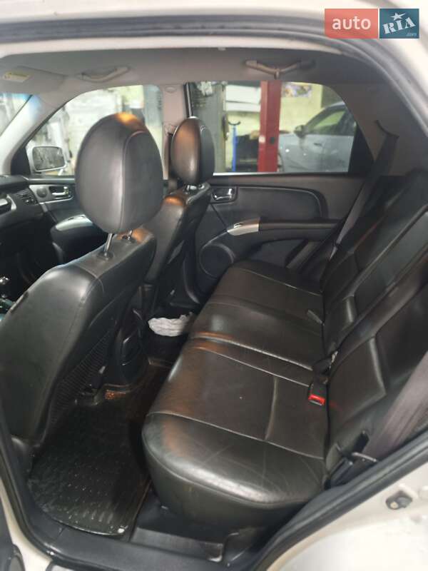 Внедорожник / Кроссовер Kia Sportage 2004 в Львове