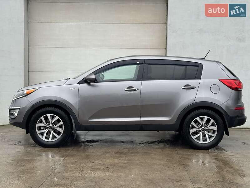 Внедорожник / Кроссовер Kia Sportage 2013 в Сарнах