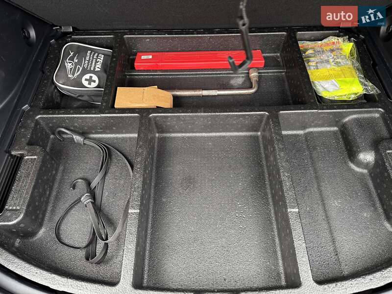 Внедорожник / Кроссовер Kia Sportage 2013 в Сарнах