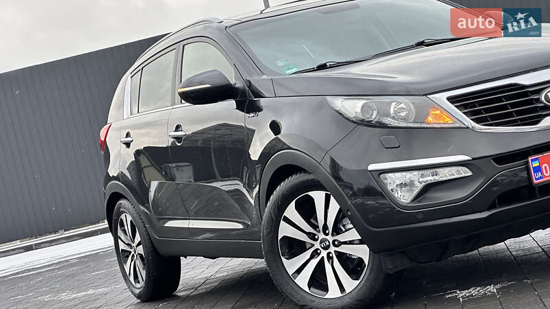 Внедорожник / Кроссовер Kia Sportage 2013 в Дрогобыче