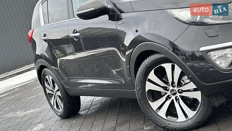 Внедорожник / Кроссовер Kia Sportage 2013 в Дрогобыче