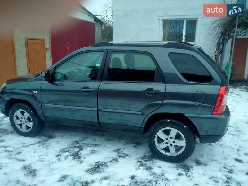 Позашляховик / Кросовер Kia Sportage 2009 в Костопілі