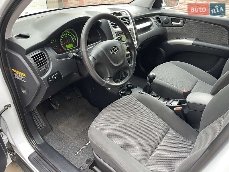 Внедорожник / Кроссовер Kia Sportage 2010 в Ковеле