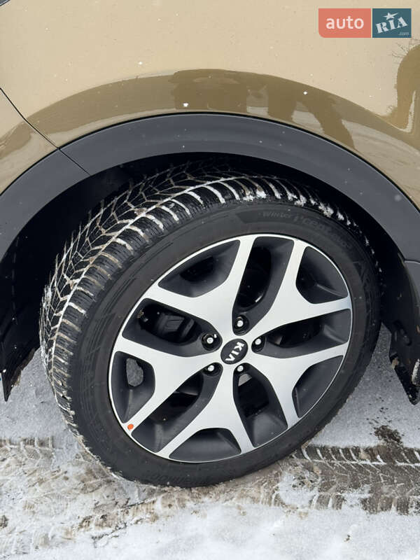 Позашляховик / Кросовер Kia Sportage 2016 в Полтаві фото 17 Позашляховик / Кросовер Kia Sportage 2016 в Полтаві