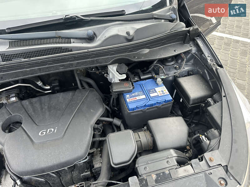 Позашляховик / Кросовер Kia Sportage 2010 в Житомирі