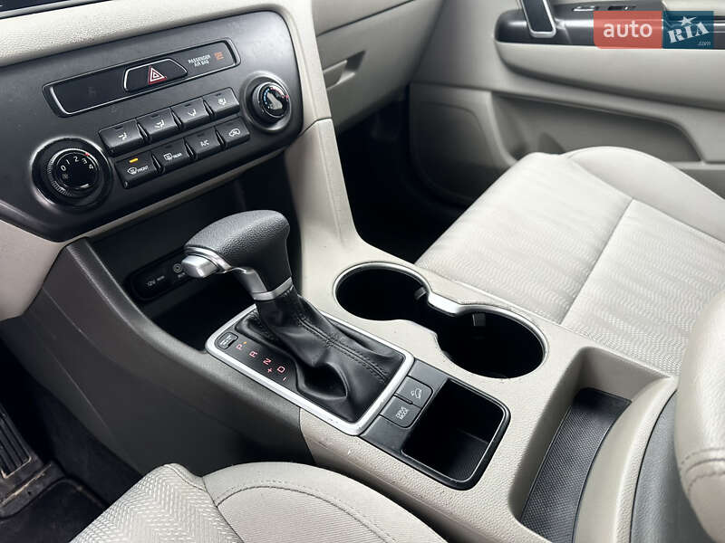 Внедорожник / Кроссовер Kia Sportage 2016 в Львове