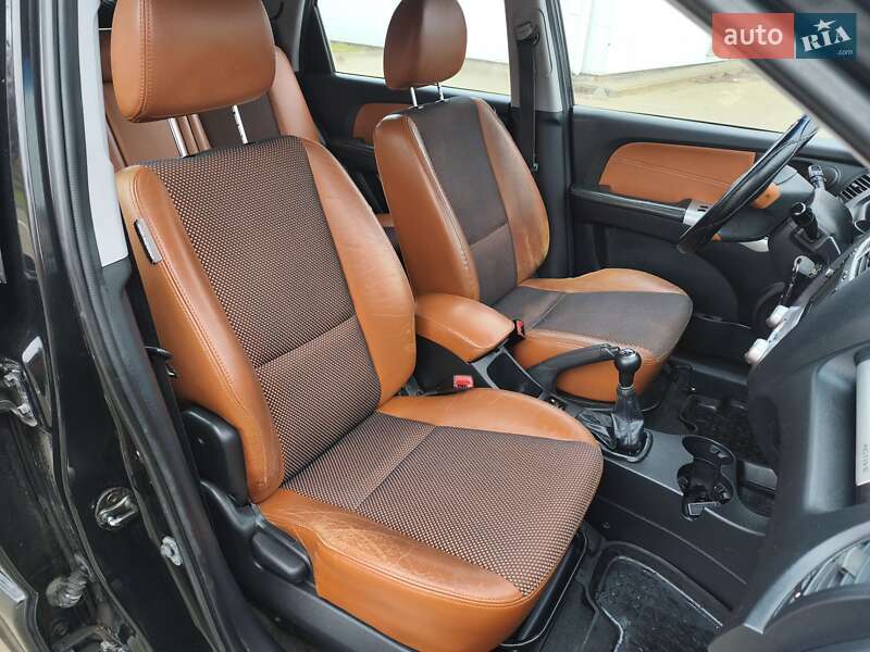 Внедорожник / Кроссовер Kia Sportage 2006 в Соснице