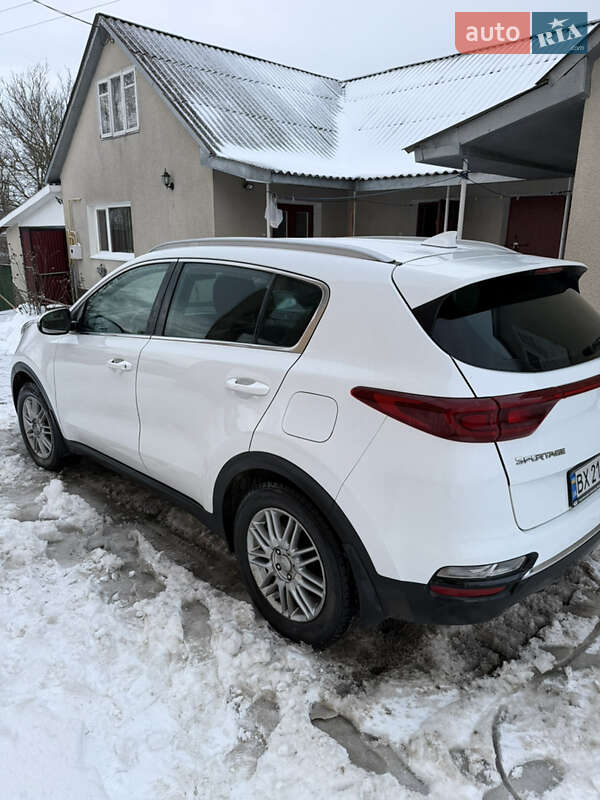 Внедорожник / Кроссовер Kia Sportage 2019 в Чемеровцах