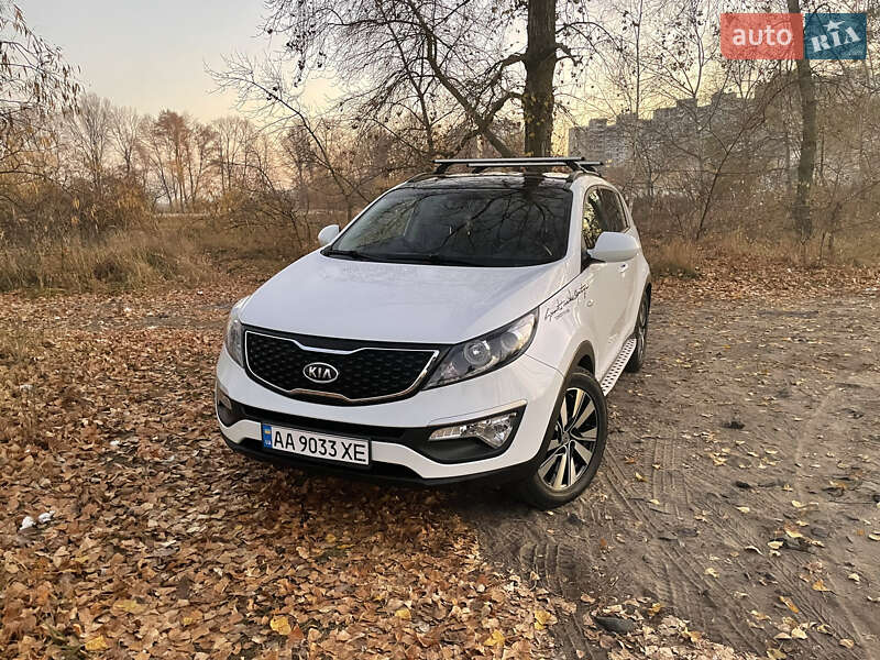 Внедорожник / Кроссовер Kia Sportage 2013 в Киеве