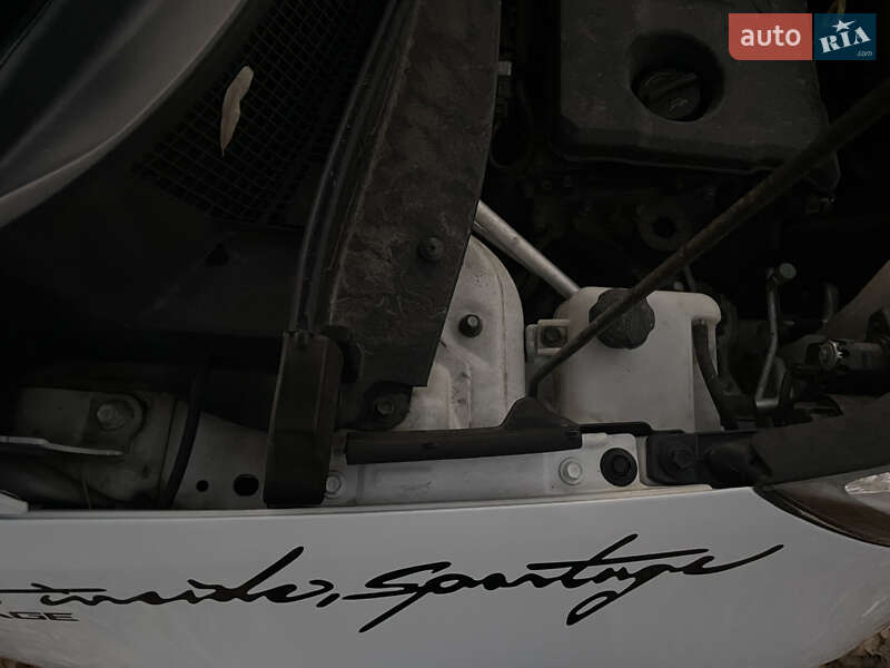 Внедорожник / Кроссовер Kia Sportage 2013 в Киеве