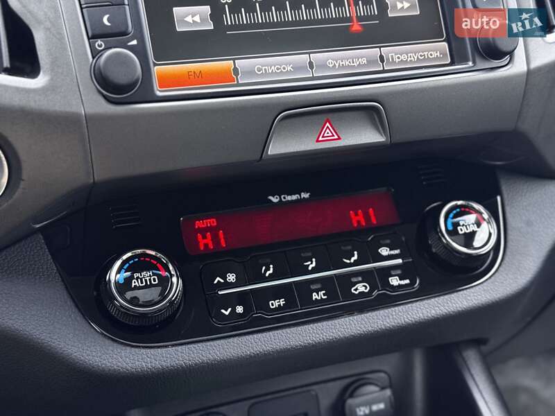 Позашляховик / Кросовер Kia Sportage 2014 в Вінниці