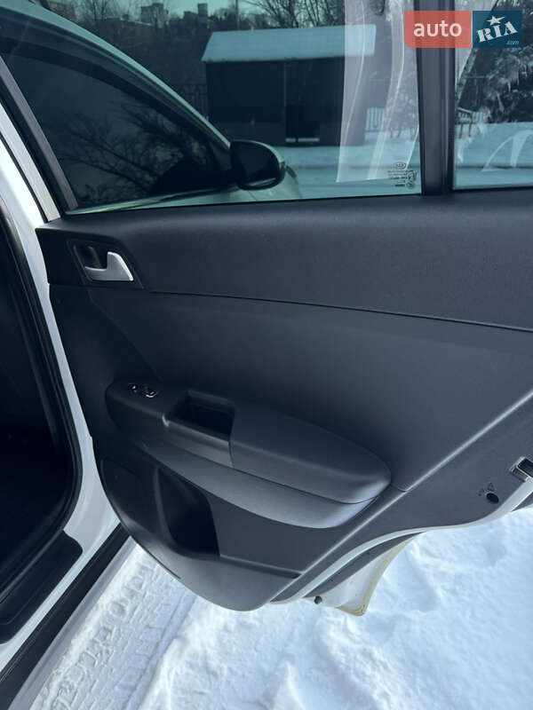 Позашляховик / Кросовер Kia Sportage 2021 в Харкові