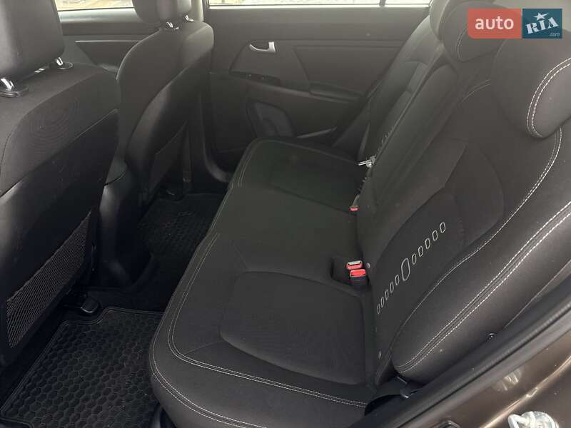 Внедорожник / Кроссовер Kia Sportage 2011 в Ровно фото 27 Внедорожник / Кроссовер Kia Sportage 2011 в Ровно