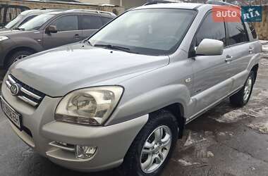 Внедорожник / Кроссовер Kia Sportage 2004 в Могилев-Подольске