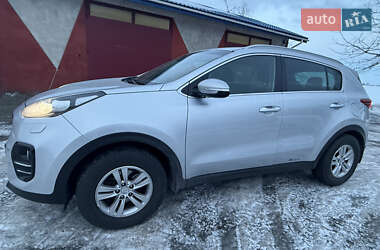 Внедорожник / Кроссовер Kia Sportage 2016 в Млинове