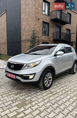 Внедорожник / Кроссовер Kia Sportage 2015 в Ивано-Франковске