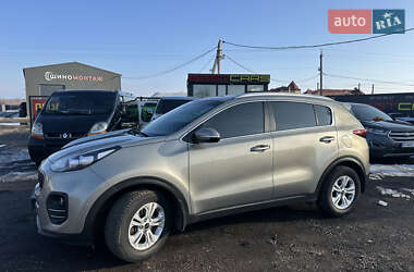 Внедорожник / Кроссовер Kia Sportage 2016 в Ивано-Франковске