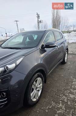 Внедорожник / Кроссовер Kia Sportage 2017 в Новоукраинке
