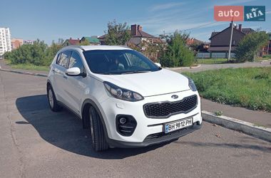 Позашляховик / Кросовер Kia Sportage 2017 в Одесі