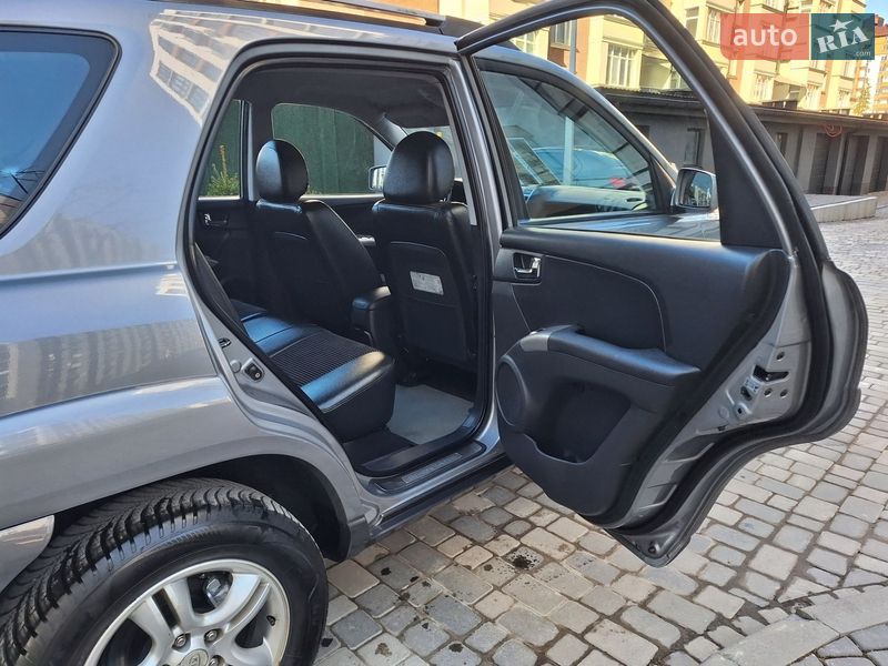 Внедорожник / Кроссовер Kia Sportage 2006 в Ивано-Франковске