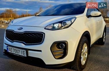 Позашляховик / Кросовер Kia Sportage 2017 в Дніпрі