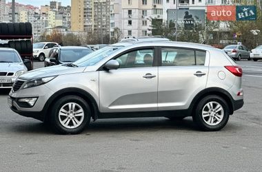 Внедорожник / Кроссовер Kia Sportage 2013 в Киеве