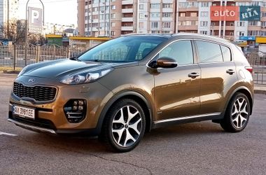 Внедорожник / Кроссовер Kia Sportage 2016 в Харькове