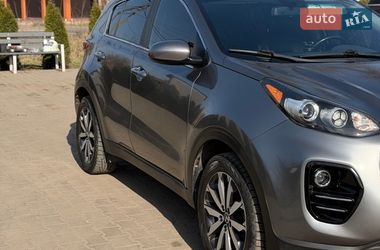 Внедорожник / Кроссовер Kia Sportage 2016 в Кривом Роге