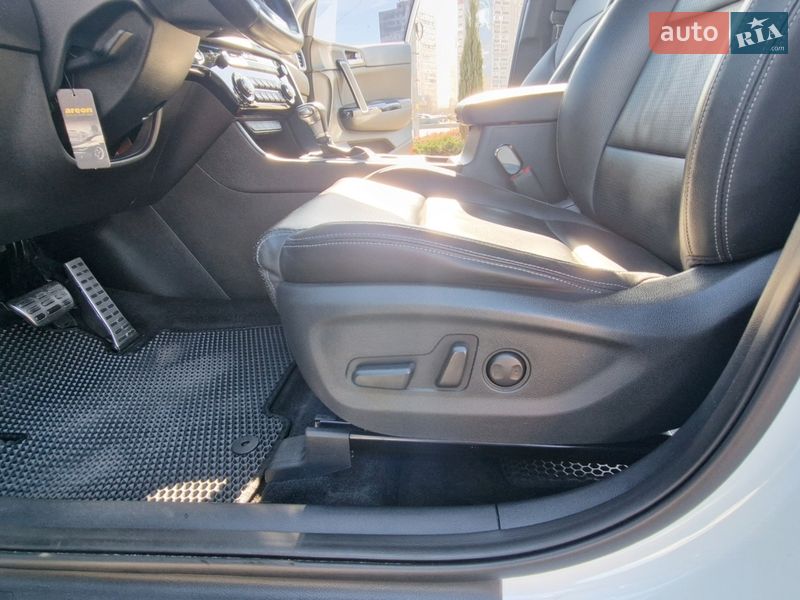 Внедорожник / Кроссовер Kia Sportage 2019 в Киеве